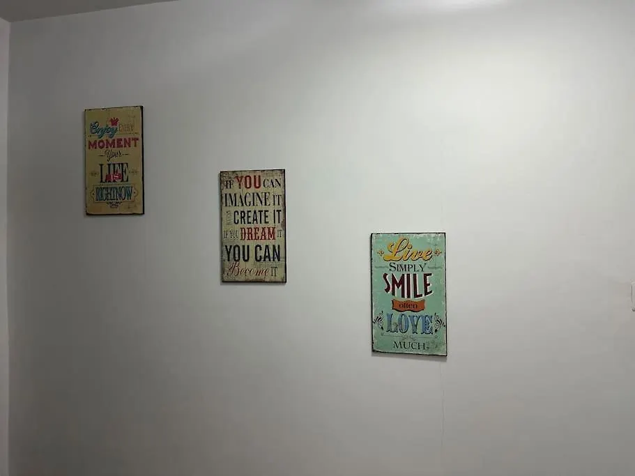 High Class Apartament Бухарест 0*,  Румыния